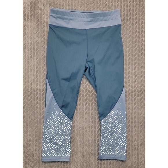 Fabletics Women's Size Med Teal Blue Dusk Mid Rise Ultracool Crop Leggings Pants - Picture 1 of 9